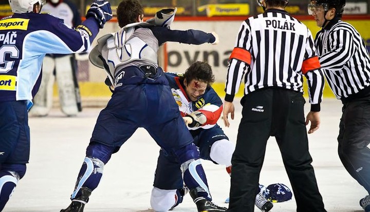 Nitra s troma bodmi, Bača s víťazstvom